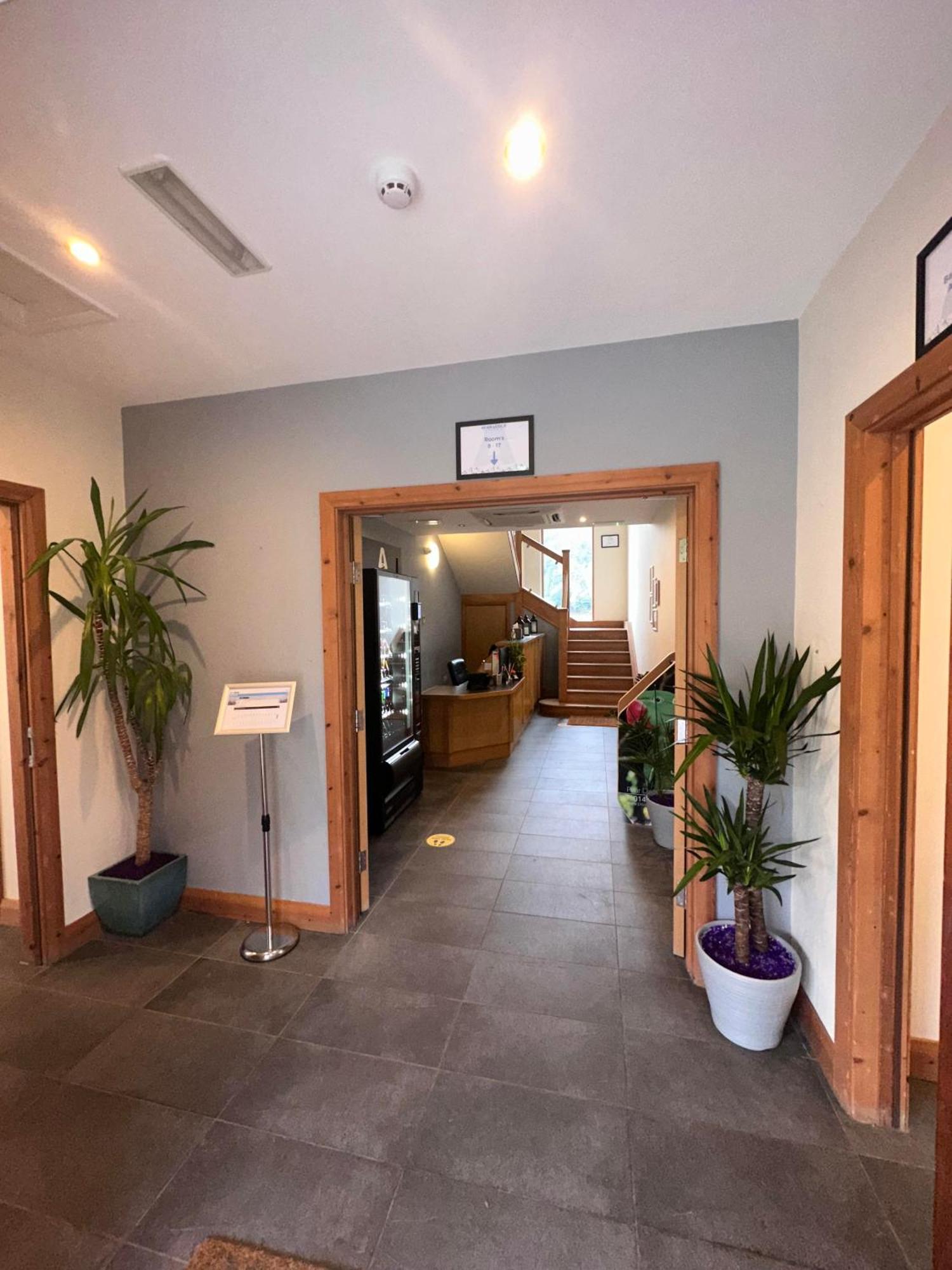 Afan Lodge Port Talbot Esterno foto