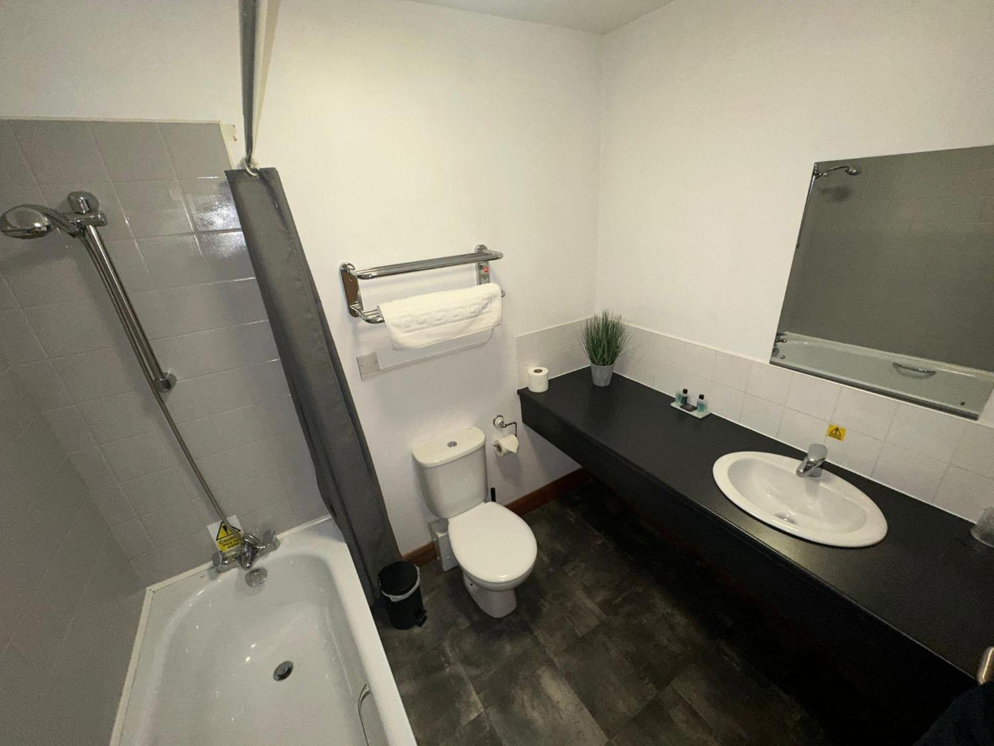 Afan Lodge Port Talbot Esterno foto